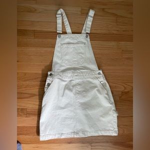 Overall skirt